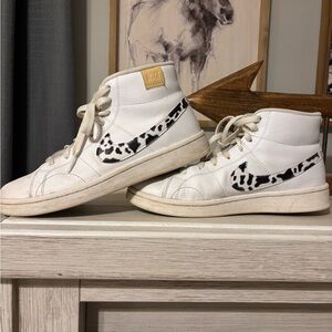 Women’s cow print court royals 8